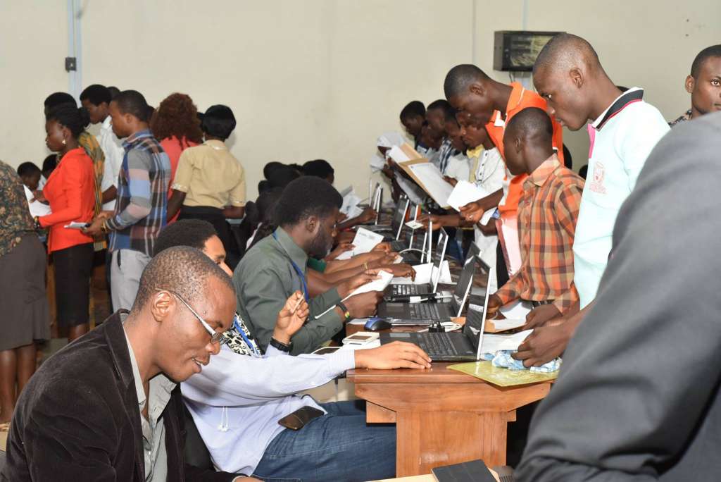 OVER 20,000 JOSTLE FOR 4,000 SLOTS AS FUTA COMMENCES 2016 ADMISSION EXERCISE 1