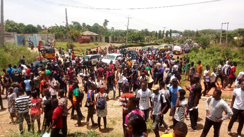 Federal University Oye-Ekiti (FUOYE) Students Protest Over Poor Power Supply